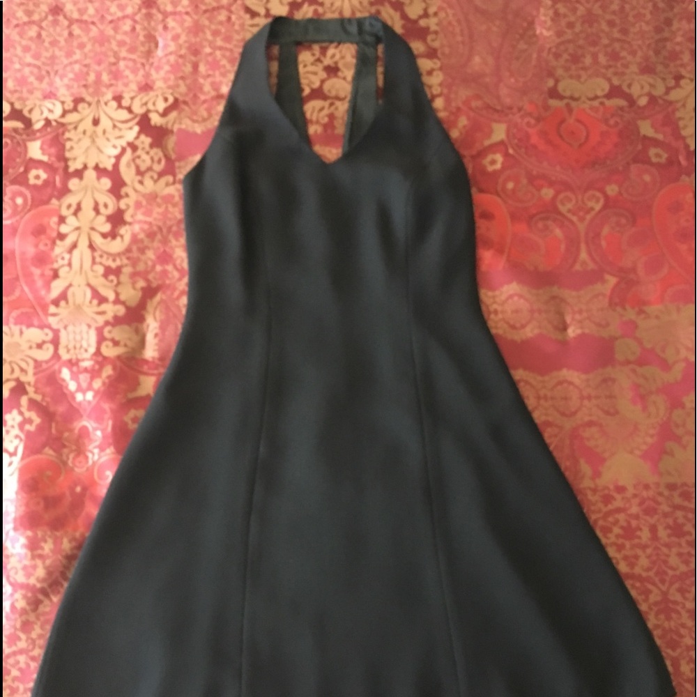 Laundry by Shelli Segal, size 2, black dress.